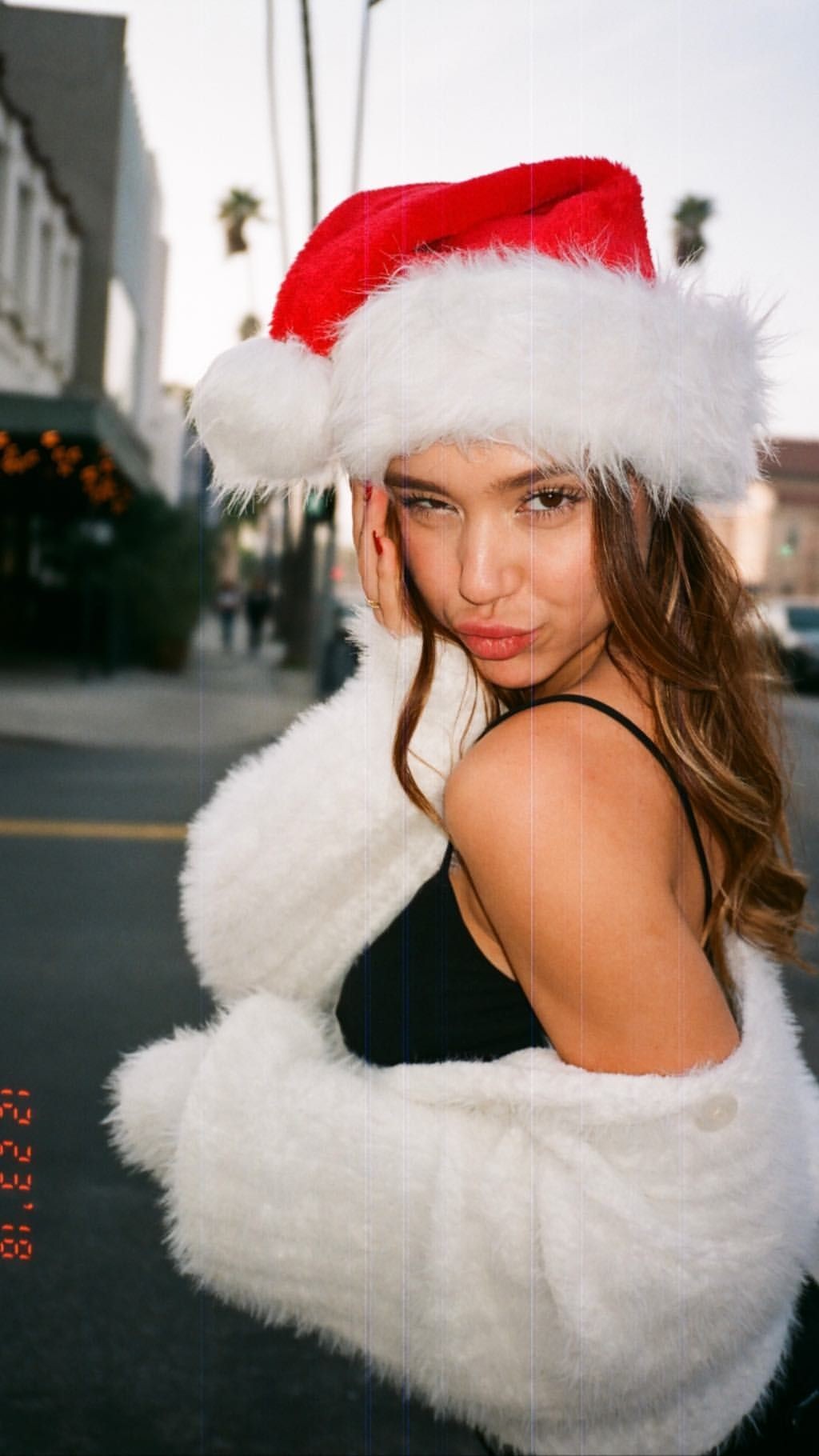 alexis-ren-sexy-christmas-2 alexis ren sexy christmas 2