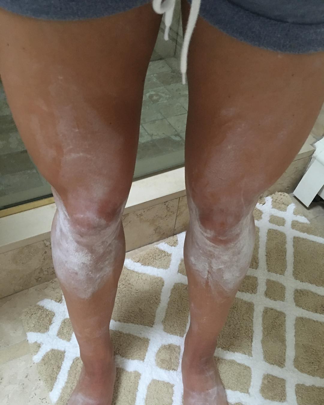 ali-reisman-nude-sexy-16-1 Ali Reisman Fappening Legs
