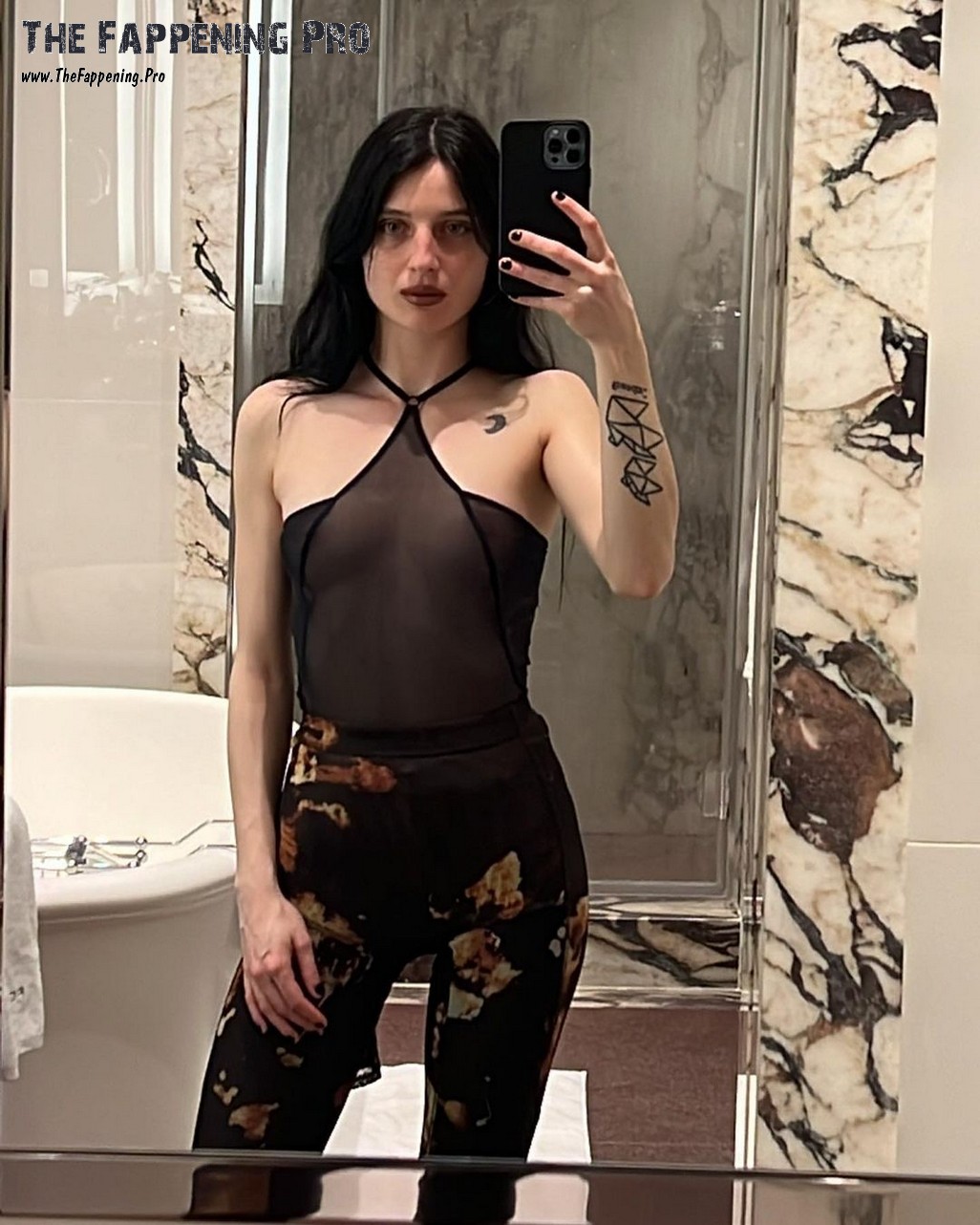 alice-pagani-hot-selfie-thefappening-cfd-1 alice pagani hot selfie thefappening cfd 1