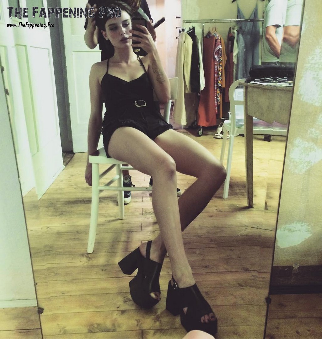 alice-pagani-leggy-thefappening-cfd-9 Alice Pagani Sexy Legs
