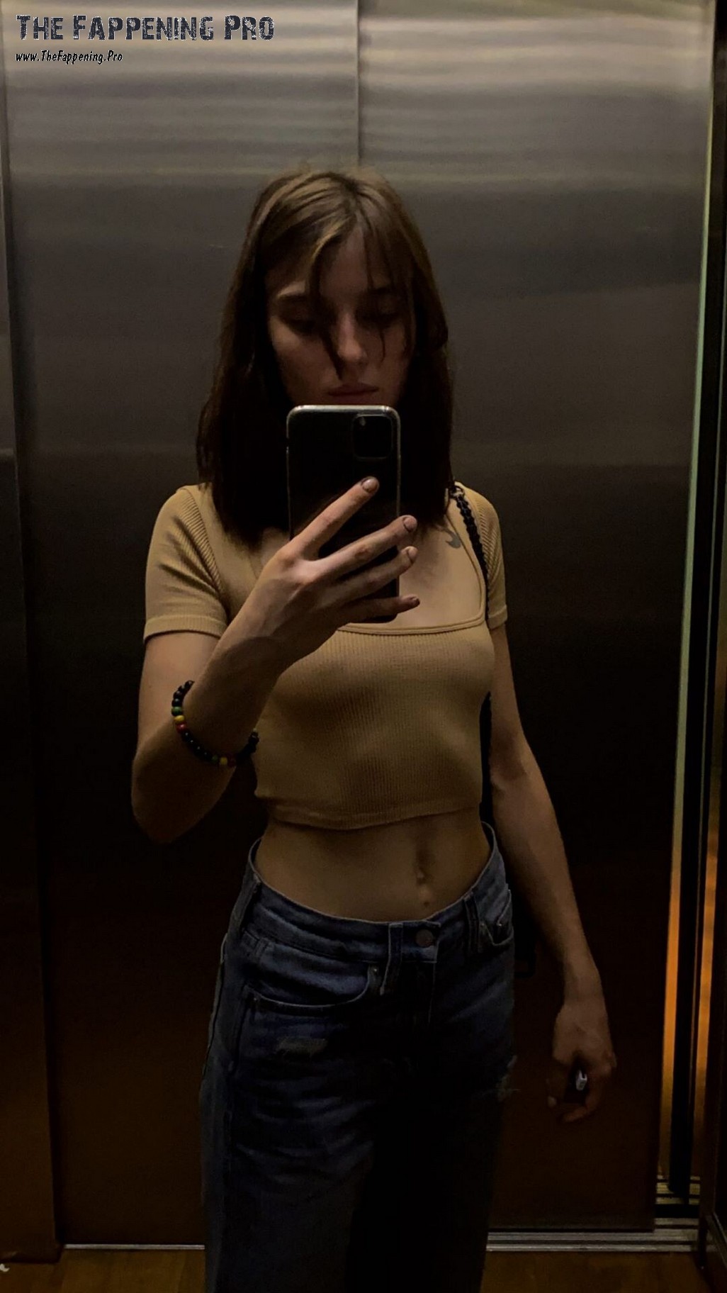 alice-pagani-pokies-thefappening-cfd-7 Alice Pagani Braless Tits