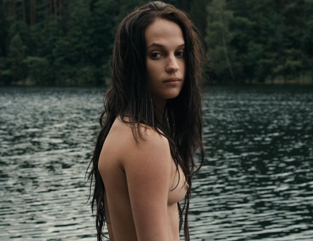 alicia-vikander-nude-tomb-raider-2 Alicia Vikander Nude