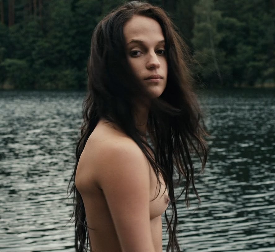alicia-vikander-nude-tomb-raider-6 alicia vikander nude tomb raider 6