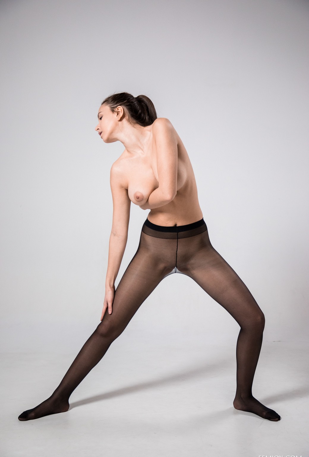 alisa-amore-naked-in-pantyhose-thefappening-cfd-12 alisa amore naked in pantyhose thefappening cfd 12