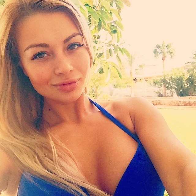 alisa-moor-topless-sexy-the-fappening-pro-7 alisa moor topless sexy the fappening pro 7