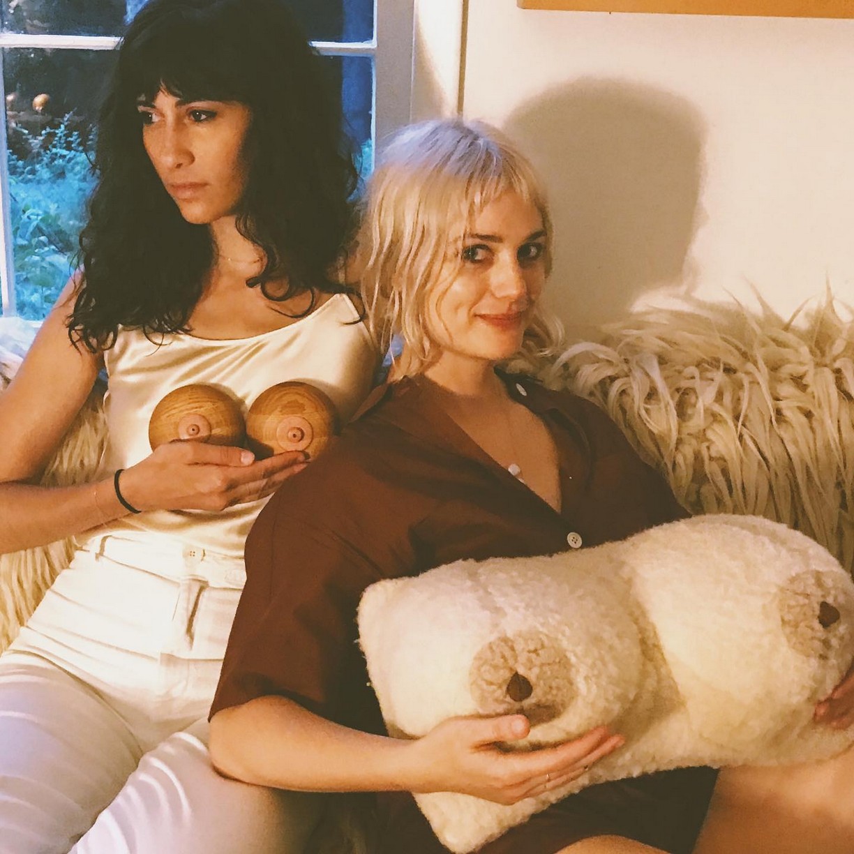 alison-sudol-nude-tits-thefappening-cfd_ Alison Sudol Nude Tits