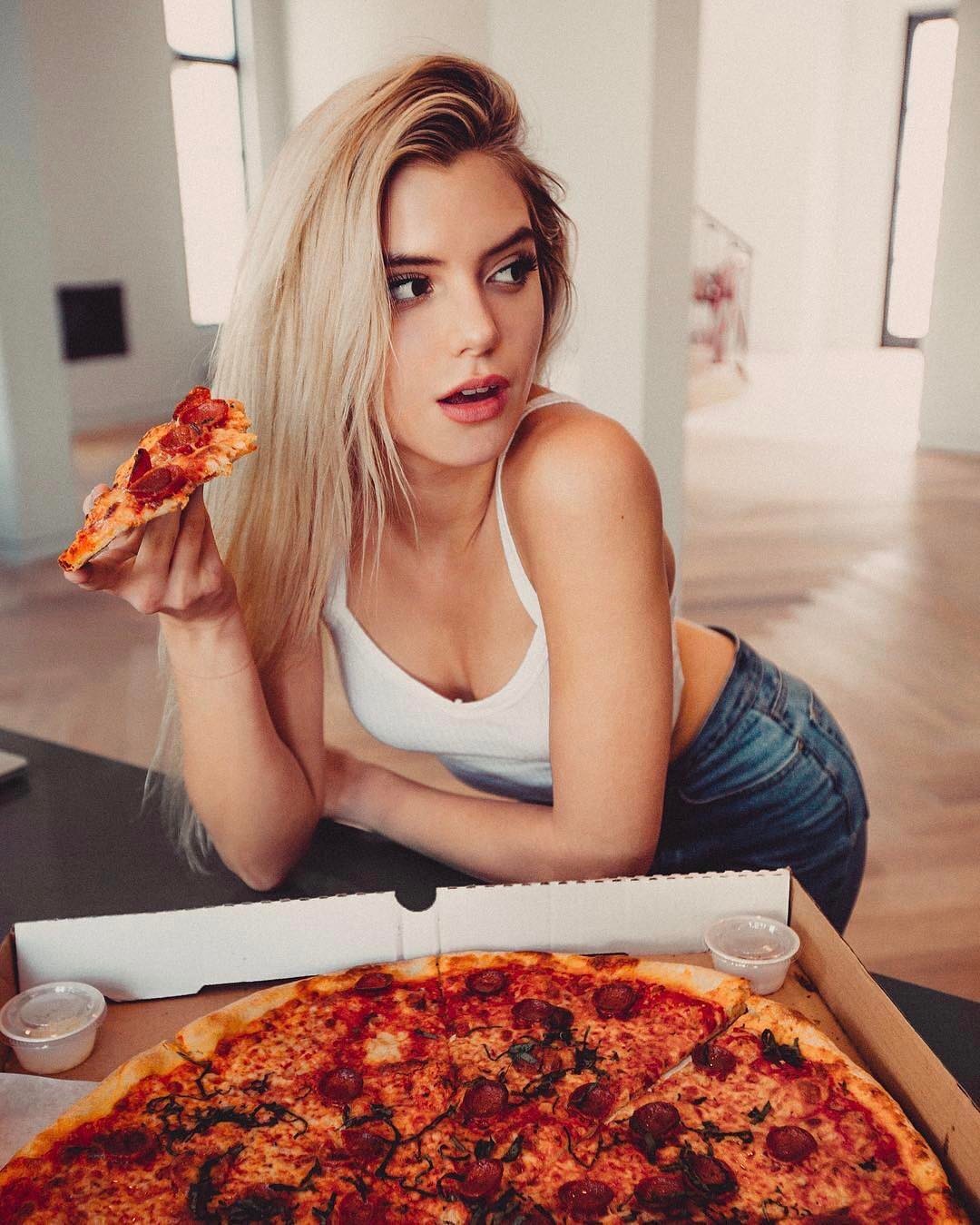 alissa-violet-sexy-thefappening-cfd-39 alissa violet sexy thefappening cfd 39