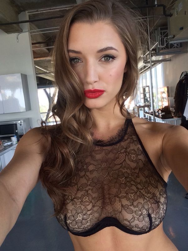 alyssa-arce-fappening-nude-60 Alyssa-Arce-Fappening-Nude-60
