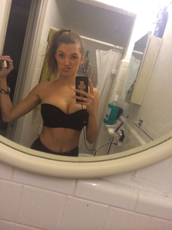 alyssa-arce-fappening-nude-64 Alyssa-Arce-Fappening-Nude-64