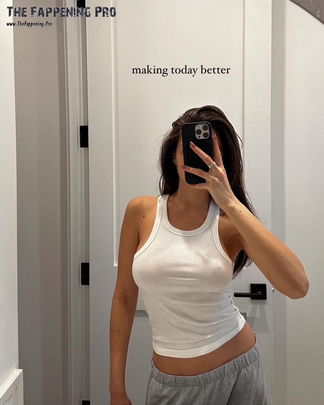 alyssa-lynch-hot-selfie-thefappening-cfd-11 alyssa lynch hot selfie thefappening cfd 11