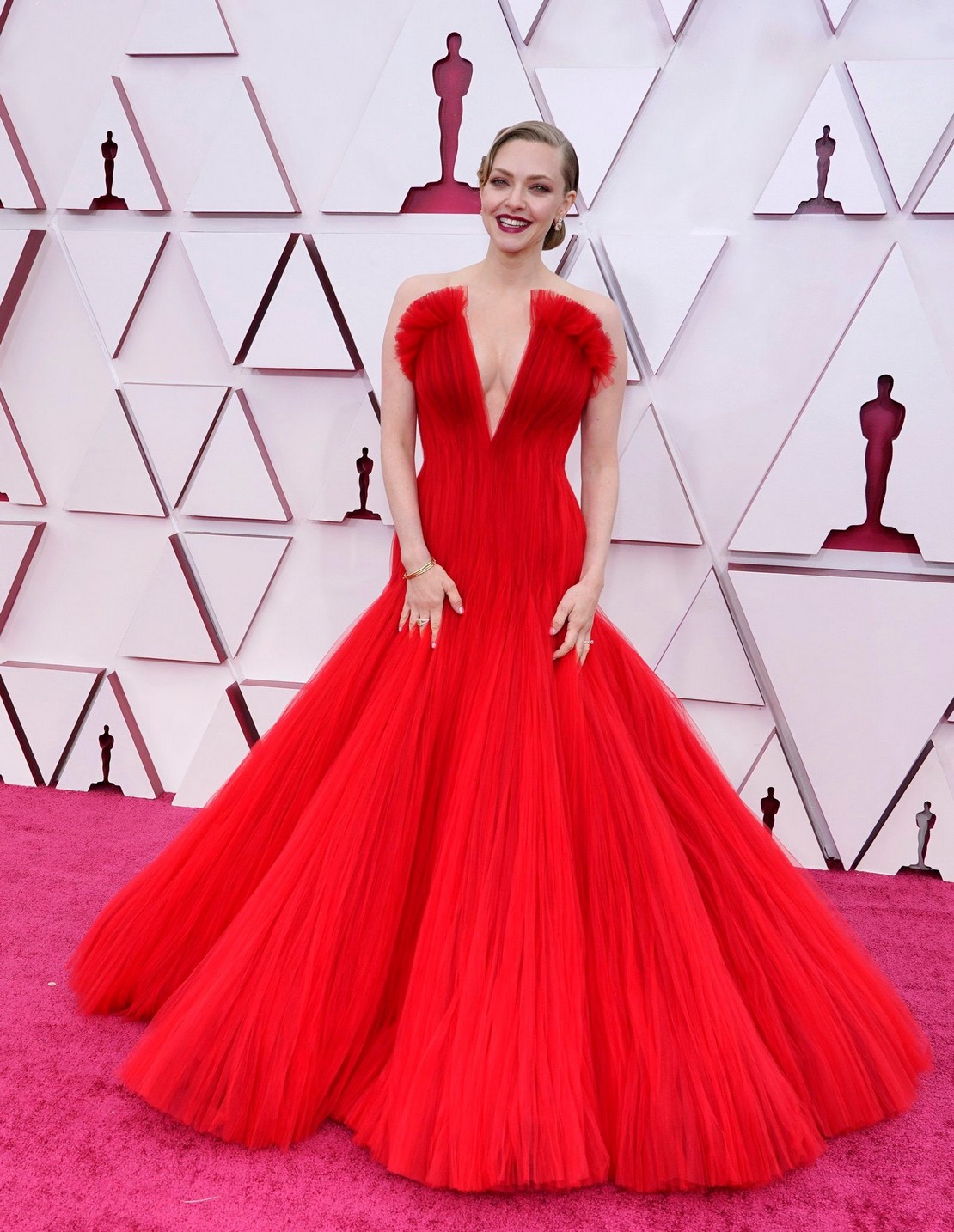 amanda-seyfried-sexy-at-academy-awards-2021-thefappening-pro-2 amanda seyfried sexy at academy awards 2021 thefappening pro 2