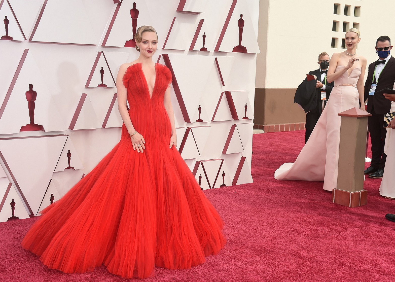 amanda-seyfried-sexy-at-academy-awards-2021-thefappening-pro-6 amanda seyfried sexy at academy awards 2021 thefappening pro 6