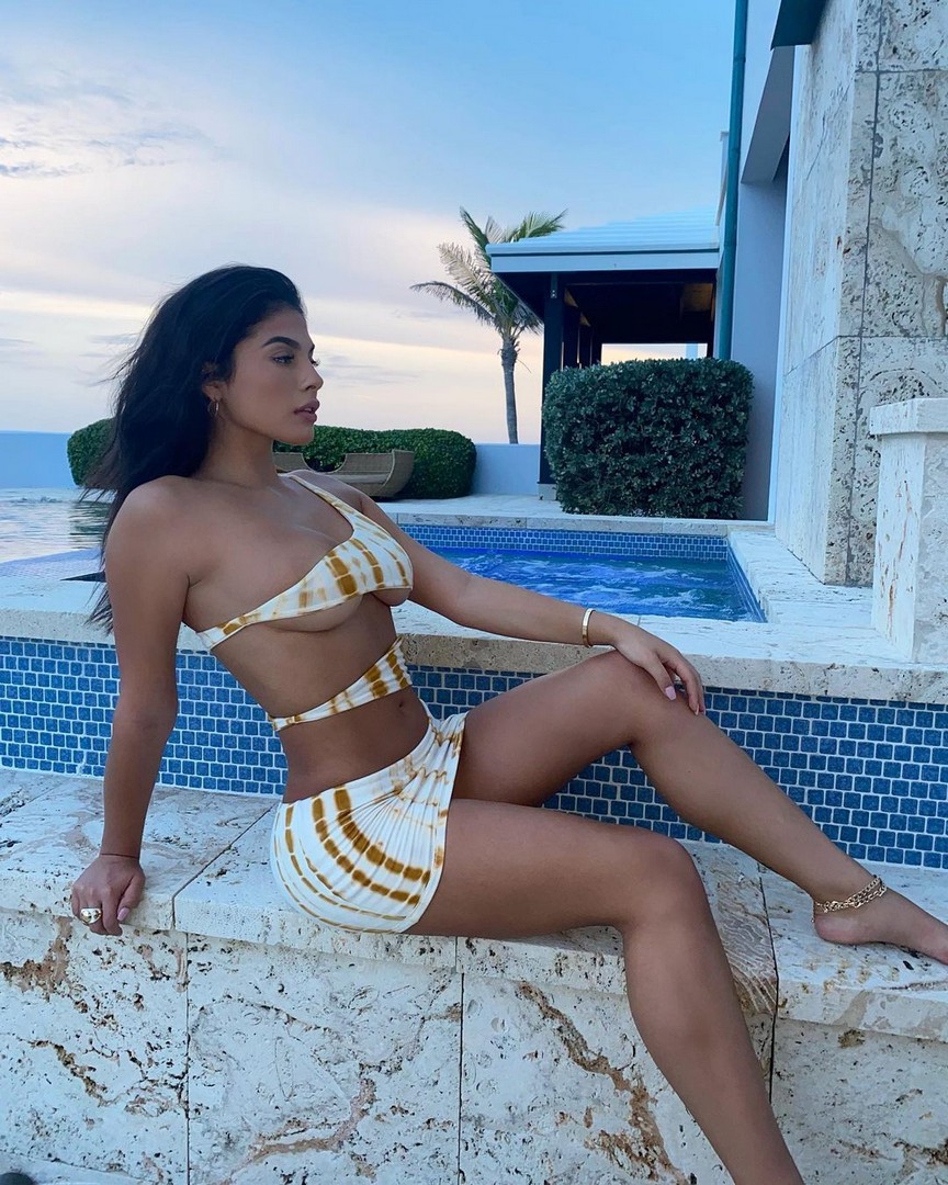 amanda-trivizas-shows-off-her-body-in-a-bikini-thefappening-cfd-9 amanda trivizas shows off her body in a bikini thefappening cfd 9