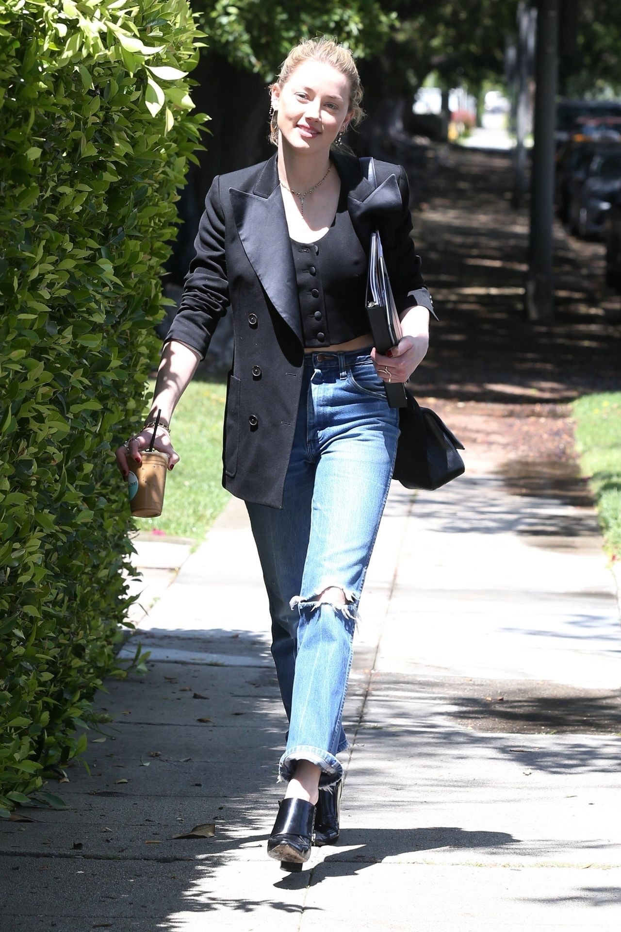 amber-heard-braless-in-business-casual-9 amber heard braless in business casual 9