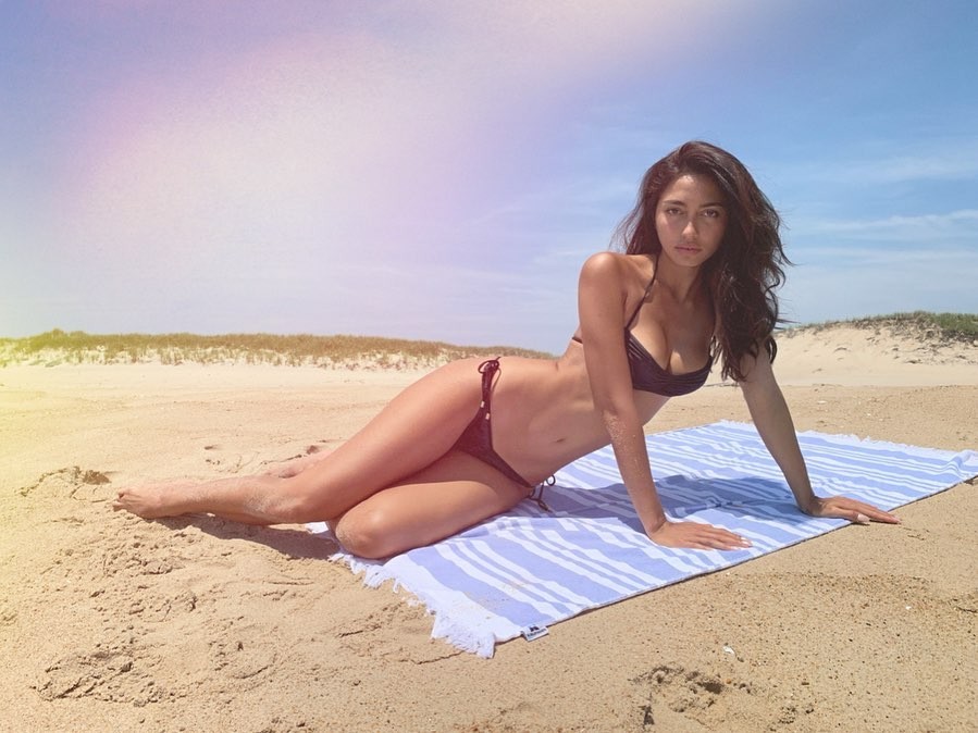 ambra-gutierrez-in-a-tiny-bikini-thefappening-pro-22 ambra gutierrez in a tiny bikini thefappening pro 22