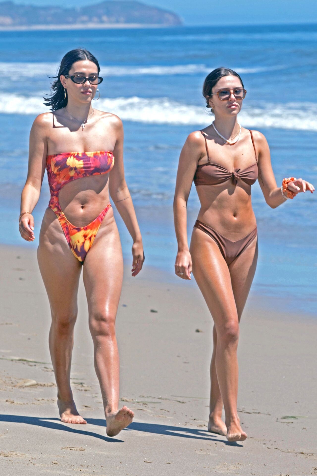 amelia-hamlin-wearing-revealing-tiny-bikini-thefappening-pro-2 amelia hamlin wearing revealing tiny bikini thefappening pro 2