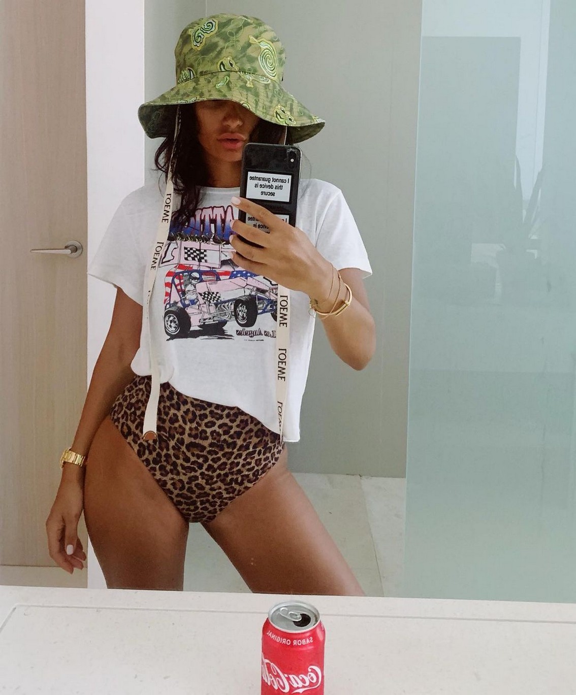 amina-muaddi-sexy-thefappening-cfd-5 Amina Muaddi Selfie