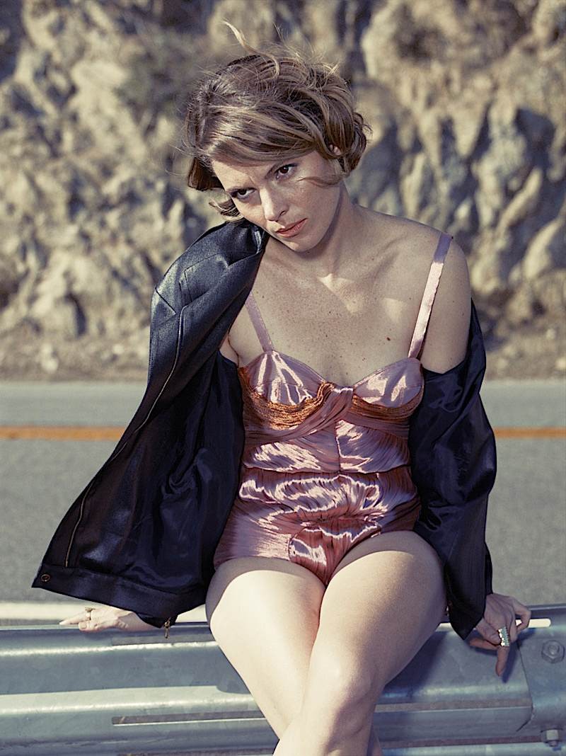 amy-seimetz-sexy-4 amy seimetz sexy 4