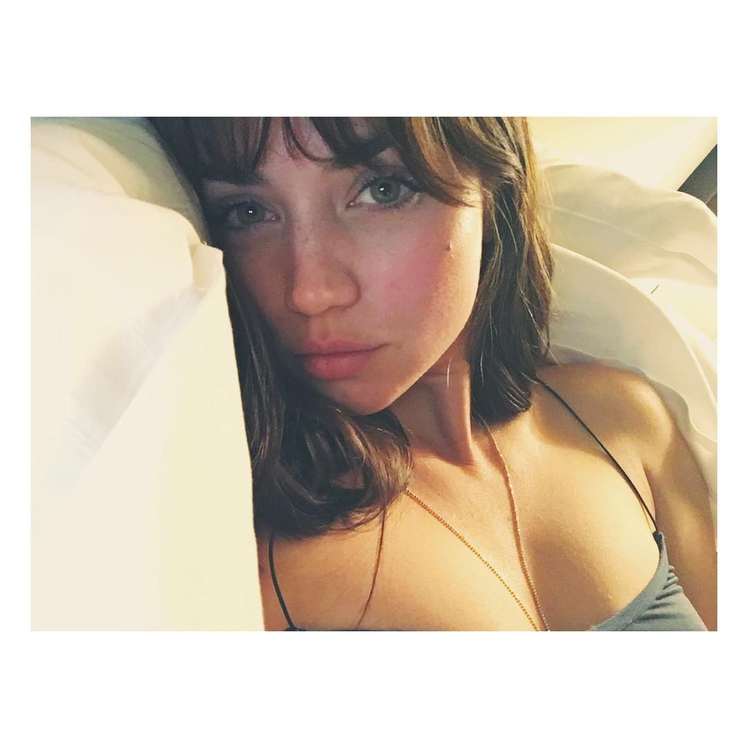 ana-de-armas-41-sexy-thefappening-pro_ ana de armas 41 sexy thefappening pro