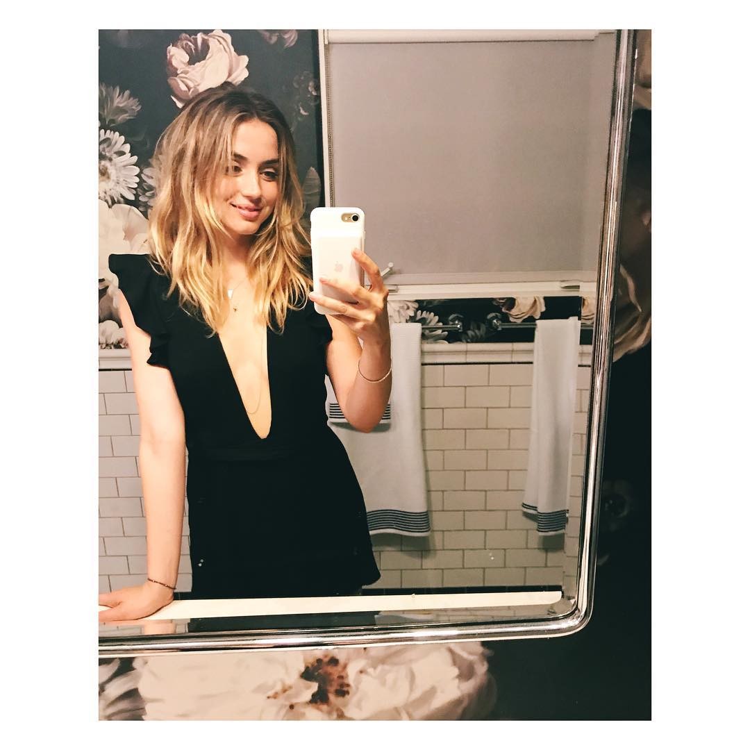 ana-de-armas-49-sexy-thefappening-pro_ ana de armas 49 sexy thefappening pro