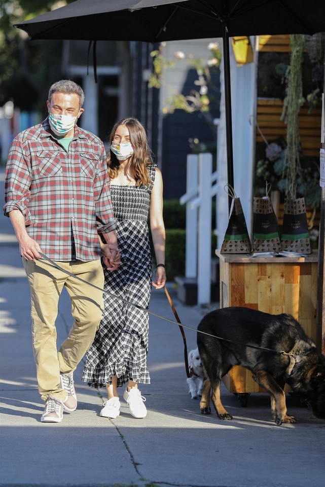 ana-de-armas-and-ben-affleck-thefappening-cfd-19 ana de armas and ben affleck thefappening cfd 19