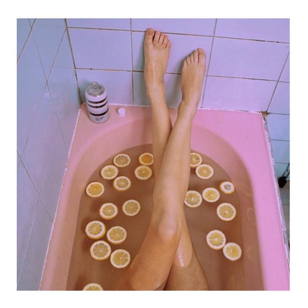 ana-de-armas-nude-sexy-11 Ana de Armas Feet