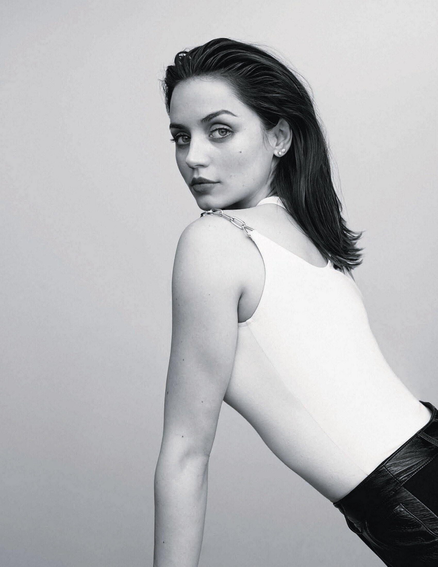 ana-de-armas-sexy-by-thomas-whiteside-thefappening-pro-5 ana de armas sexy by thomas whiteside thefappening pro 5