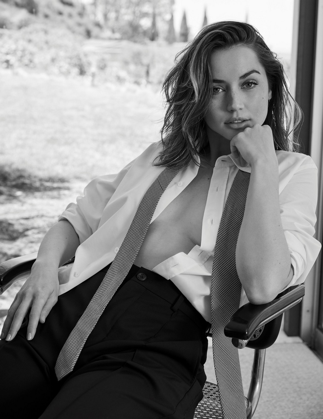 ana-de-armas-topless-thefappening-cfd-5 Ana de Armas Braless
