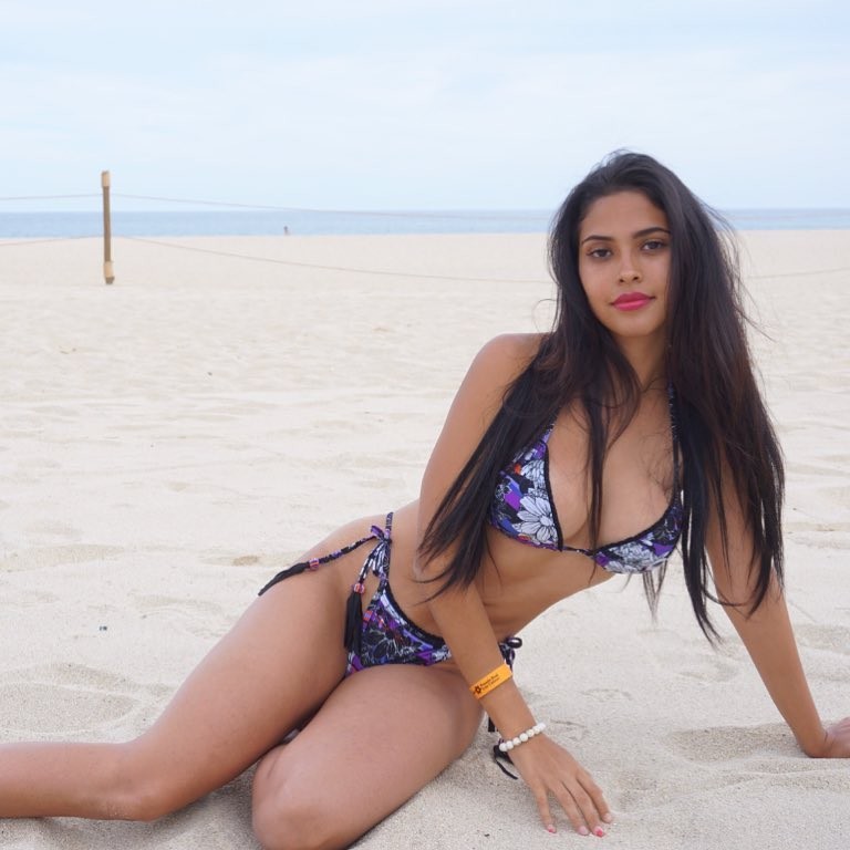 ana paula saenz sexy tits 26