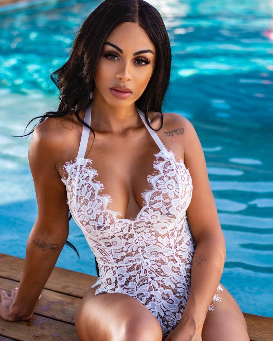 analicia-chaves-sexy-ass-15 analicia chaves sexy ass 15