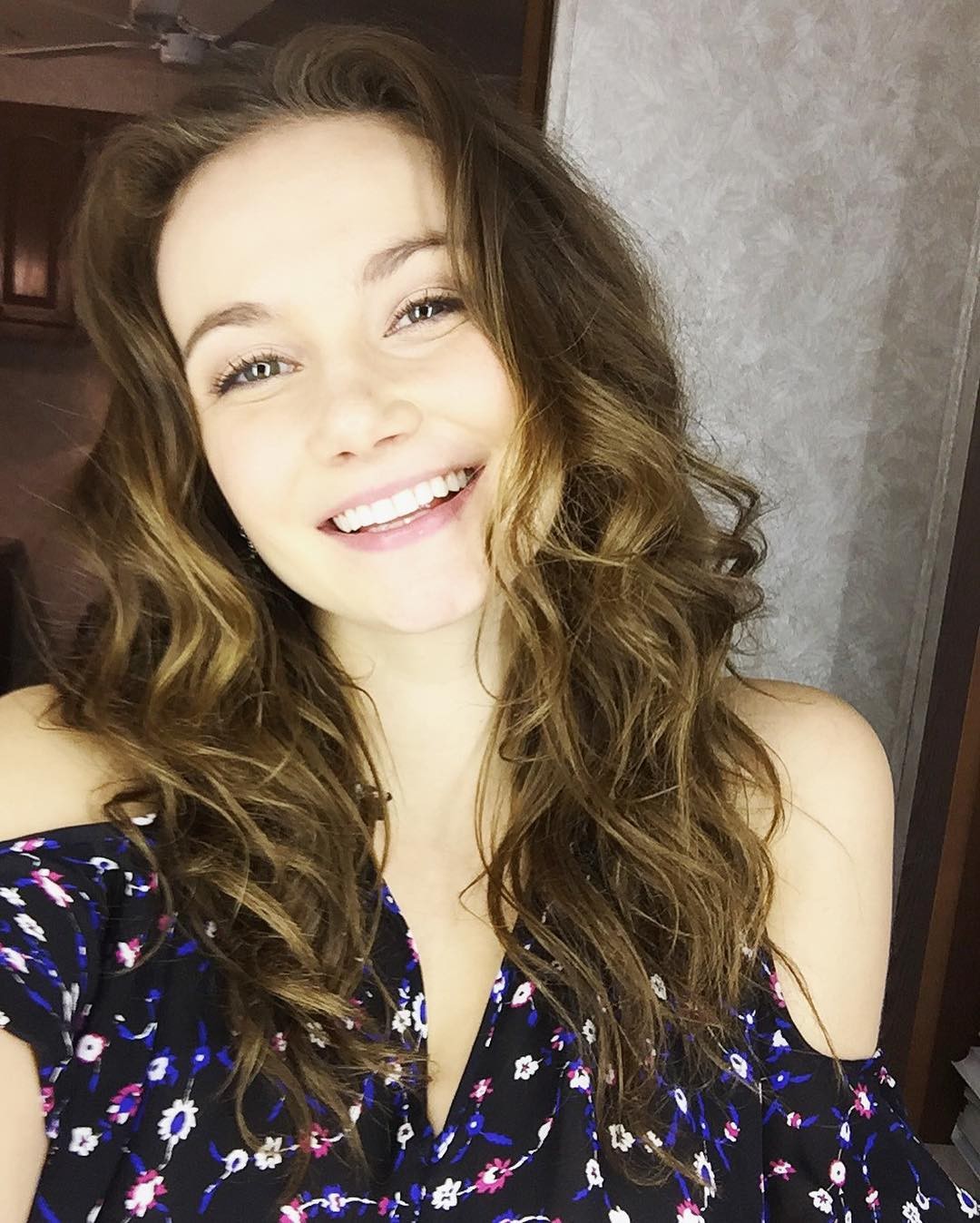 andi-matichak-non-nude-the-fappening-pro-4 andi matichak non nude the fappening pro 4