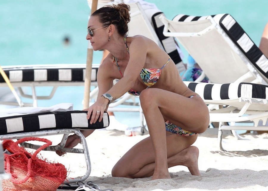 andrea-burstein-bikini-19 andrea burstein bikini 19