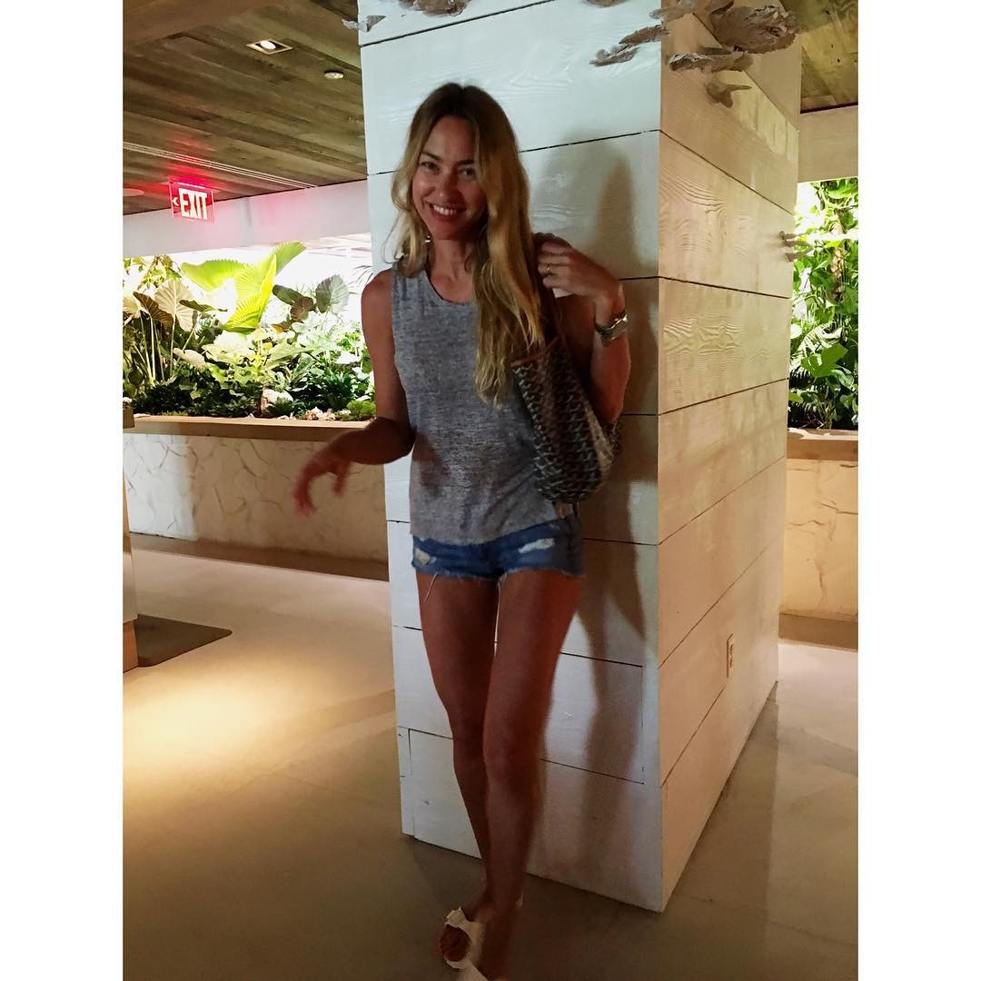andrea-burstein-sexy-24 andrea burstein sexy 24