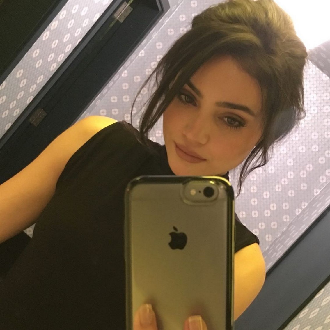 andrea-londo-leaked-explicit-thefappening-cfd-9 Andrea Londo Selfie