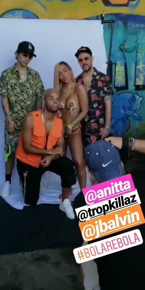 anitta-singer-nude-topless-37 anitta singer nude topless 37