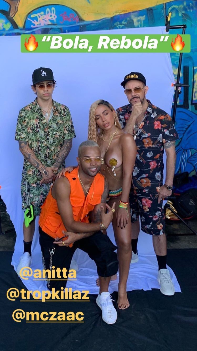 anitta-singer-nude-topless-40 anitta singer nude topless 40
