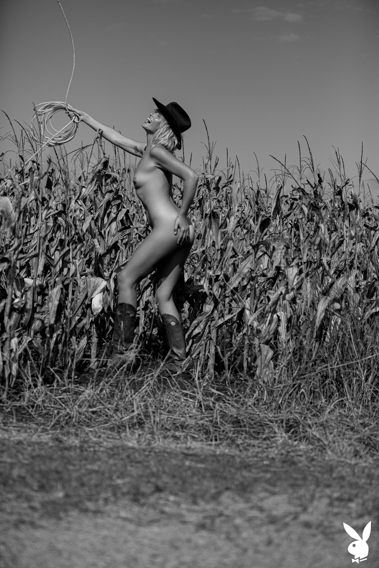 anna-feller-nude-and-shamless-thefappening-cfd-21 anna feller nude and shamless thefappening cfd 21