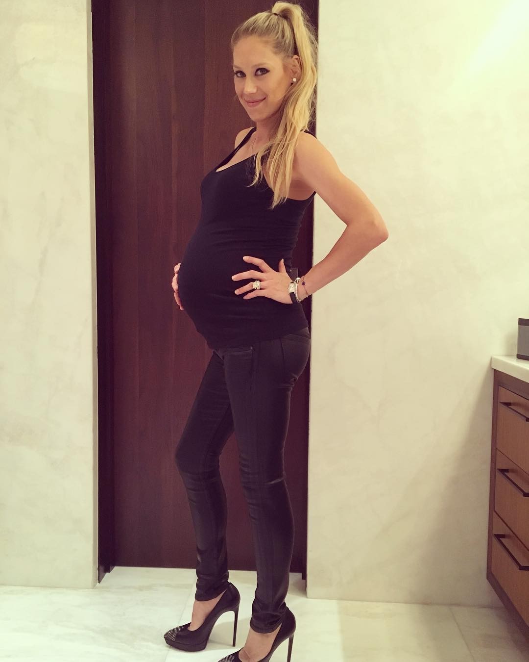 anna-kournikova-sexy-today-16 anna kournikova sexy today 16