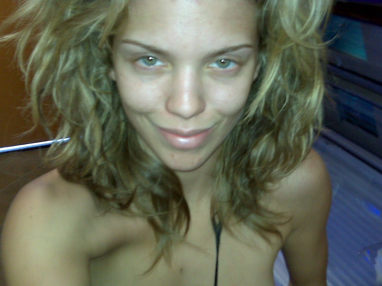 annalynne mccord nude the fappening pro 6