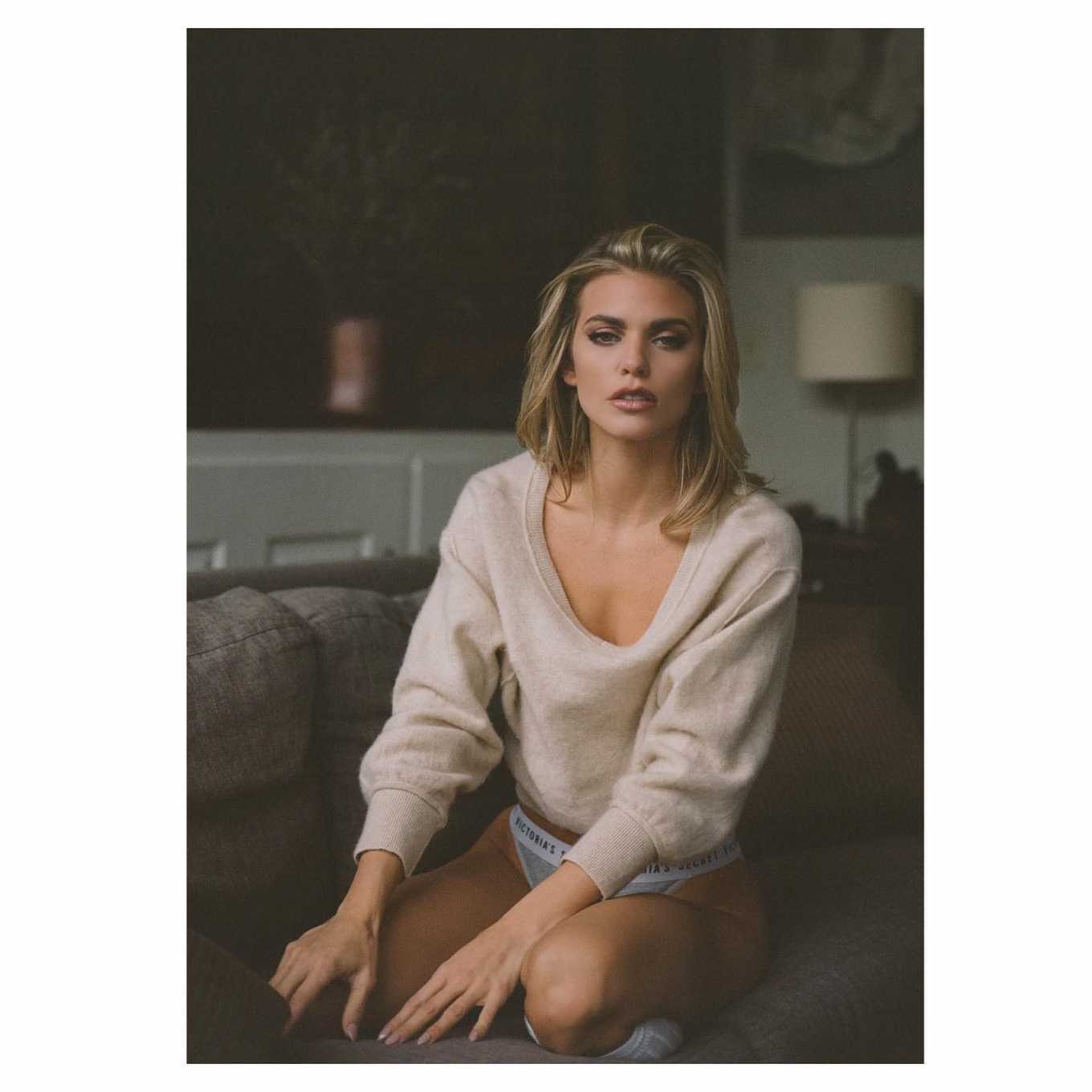 annalynne-mccord-topless-sexy-thefappening-pro-2 annalynne mccord topless sexy thefappening pro 2