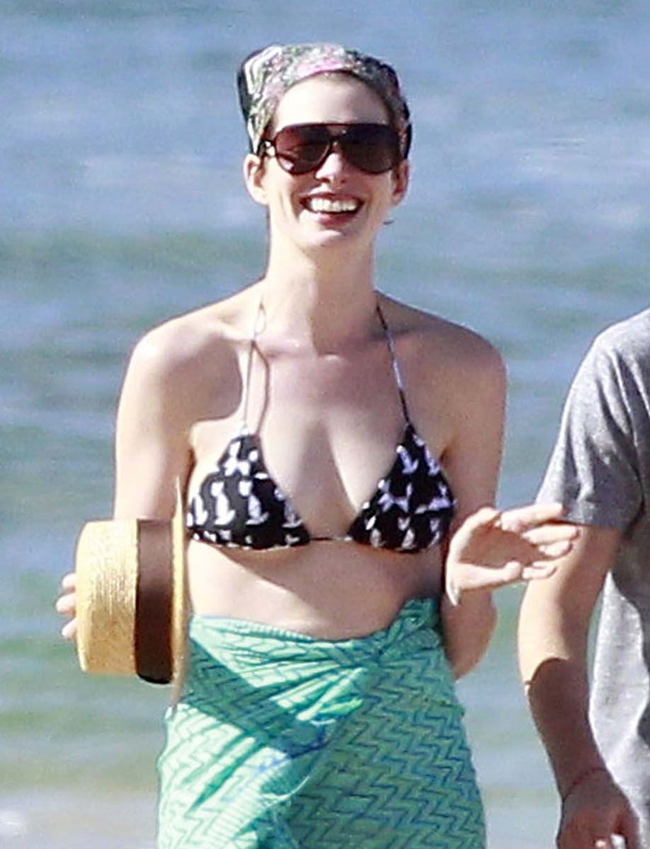 anne-hathaway-bikini-thefappening-cfd-16 anne hathaway bikini thefappening cfd 16