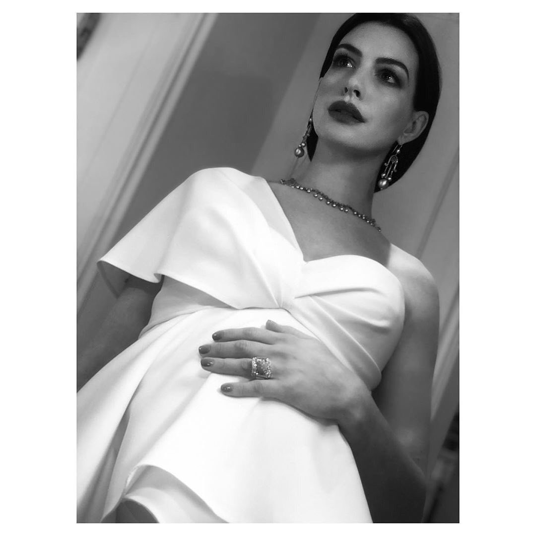 anne-hathaway-pregnant-thefappening-cfd-1 anne hathaway pregnant thefappening cfd 1