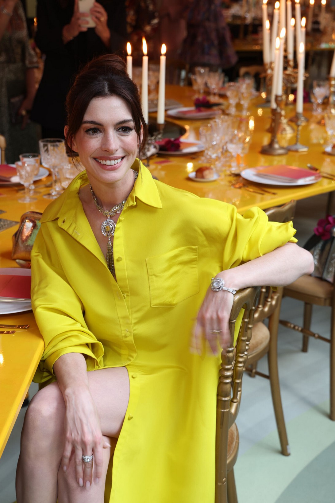 anne-hathaway-sexy-in-yellow-thefappening-cfd-5 Anne Hathaway Fappening