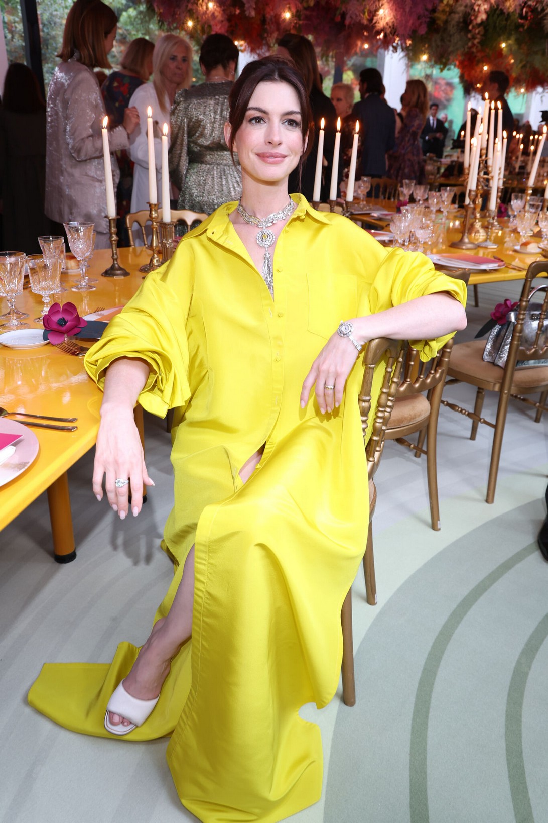 anne-hathaway-sexy-in-yellow-thefappening-cfd-6 anne hathaway sexy in yellow thefappening cfd 6