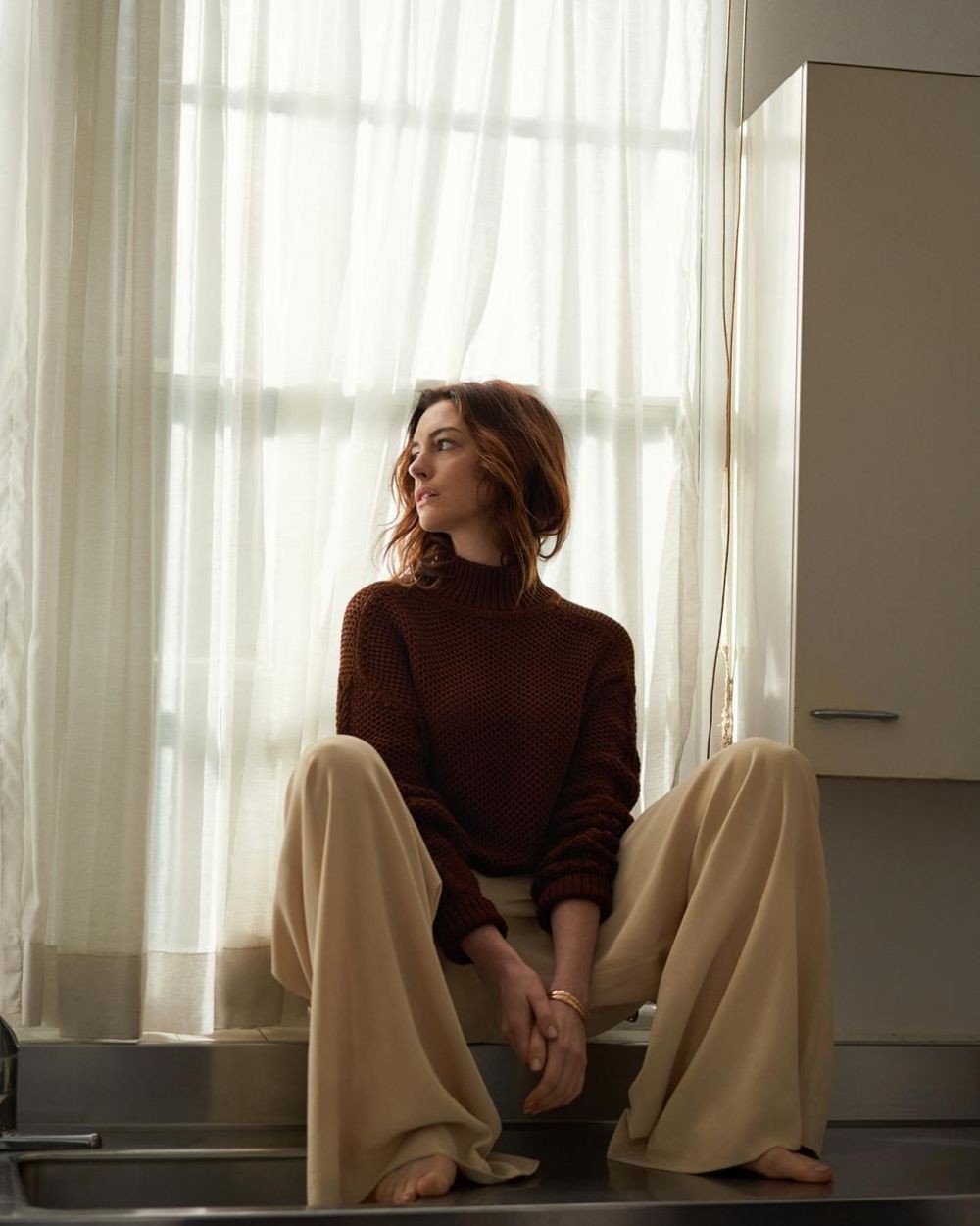 anne-hathaway-sexy-sunday-times-style-17 anne hathaway sexy sunday times style 17