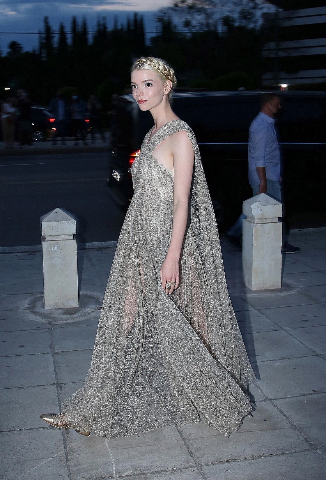 anya-taylor-joy-sexy-goddes-at-the-dior-2022-show-in-athens-thefappening-cfd-3 anya taylor joy sexy goddes at the dior 2022 show in athens thefappening cfd 3