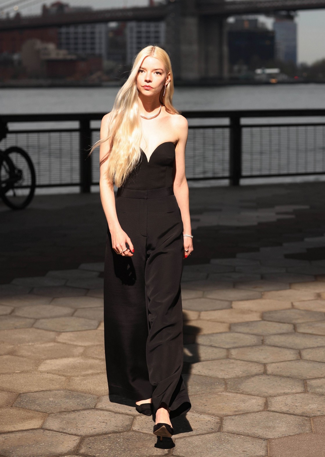 anya-taylor-joy-sexy-in-ny-thefappening-pro-9 anya taylor joy sexy in ny thefappening pro 9