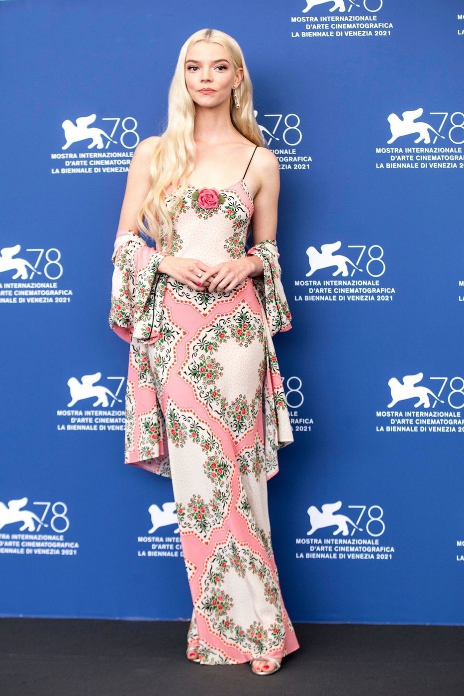 anya-taylor-joy-sexy-in-venice-2021-thefappening-cfd-17 anya taylor joy sexy in venice 2021 thefappening cfd 17
