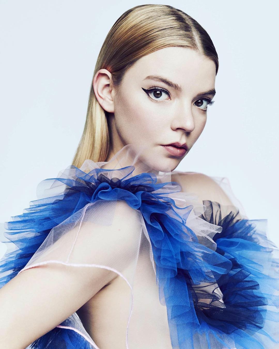 anya-taylor-joy-sexy-tits-6 anya taylor joy sexy tits 6