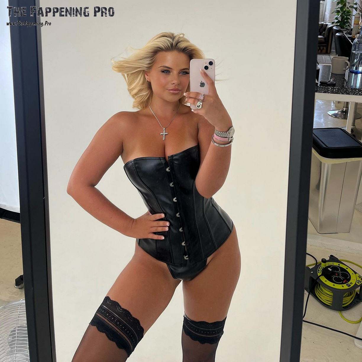 apollonia-llewellyn-sexy-thefappening-cfd-19 apollonia llewellyn sexy thefappening cfd 19